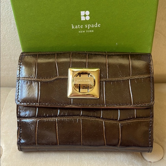 Kate spade leather wallet - Picture 1 of 5